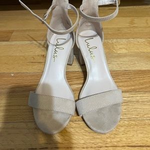 Nude short lulus heel